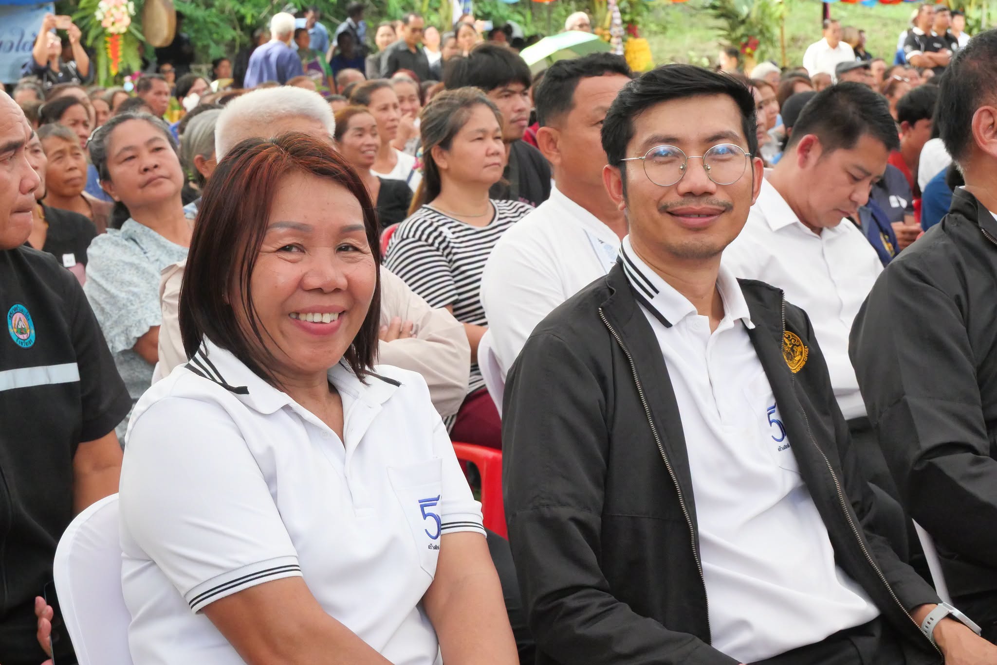 title - รมว.กษ. นำทีมลงพื้นที่ตรวจราชการ พร้อมมอบโฉนดเพื่อการเกษตร ส.ป.ก.เลย กว่า 6 พันไร่